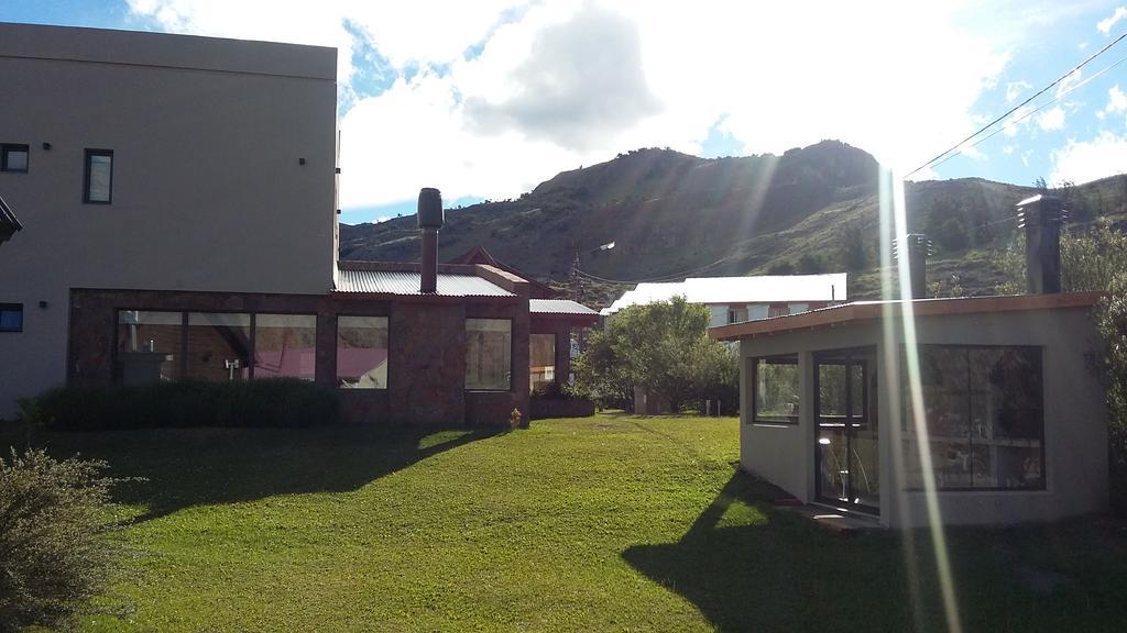 Y El Barranco Inn